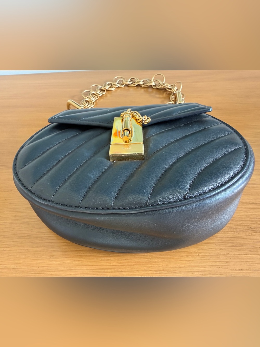 Chloe Quilted Drew Bijou Chain-Shoulder Leather Bag in Black with Gold - Picture 4 of 12